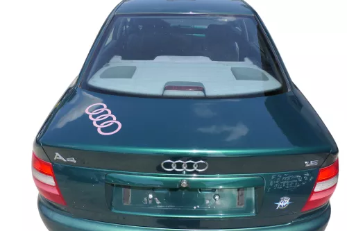 Audi A4 B5 Heckklappe hinten Klappe Kofferraumklappe Limousine grün LZ6J bis1999