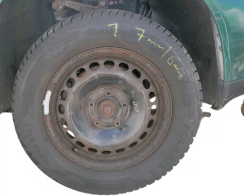 4x A4 B5 A6 4B Passat 3BG Felgen Reifen Winterreifen M+S 195/65 R15 91T 6-8mm (183786)