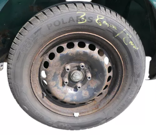 4x A4 B5 A6 4B Passat 3BG Felgen Reifen Winterreifen M+S 195/65 R15 91T 6-8mm