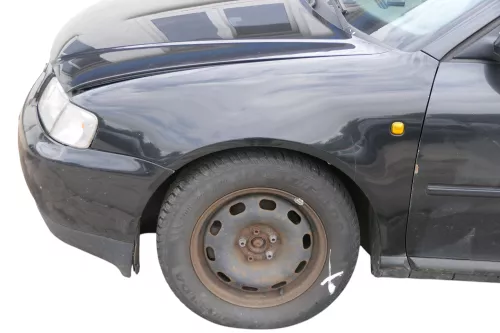 Audi A3 8L Kotflügel vorne links - schwarz LZ9U