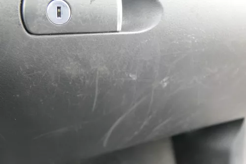 Audi A4 8E B7 Handschuhfach Griff für Handschuhfachdeckel Deckel Klappe schwarz (184066)