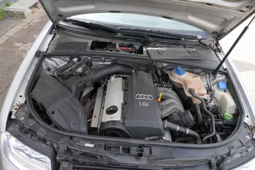 Passat 3BG A4 06B131101J Sekundärluftventil 1,6 ALZ + Halter / Adapter