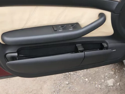 1x A6 4B Türverkleidung Verkleidung Tür vorne links Leder onyx / vanille Bose (184103)