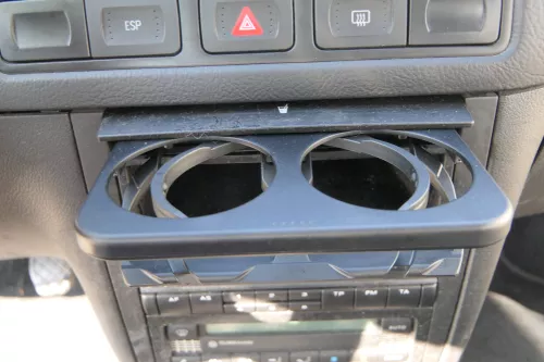 VW Golf 4 Bora Becherhalter Getränkehalter Dosenhalter Halter Getränke Dosen