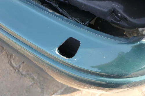 VW Bora Stoßstange vorne Frontstoßstange Stoßfänger vorn grün LC6M SWR (184177)