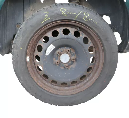 2x Golf 4 Bora Reifen Felgen 205/55 R16 Winterreifen 7-8mm M+S Allwetterreifen (184208)