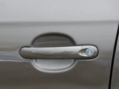 Golf 5 + 6 AJ5 nur Kombi /Variant Tür vorne links Fahrertür braun LH8Z -ohneAnba (184220)