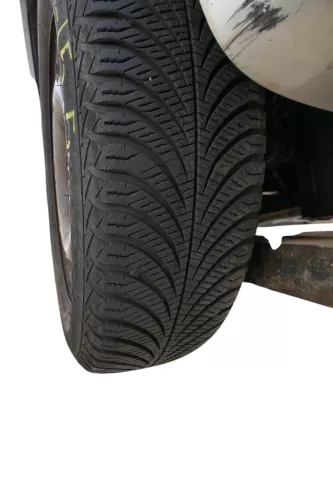 4x Fabia Felgen Reifen 165/70 R14 81T Allwetterreifen M&S 5jx14H2 ET35 5-8mm (184297)