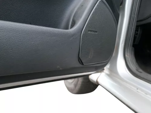 1x Octavia 1U Kombi Türverkleidung Verkleidung Tür vorne links (184312)