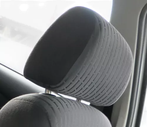 1x Skoda Octavia 1U Kopfstütze vorne oder hinten onyx