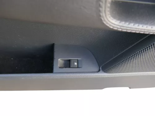 Golf 5 Limousine Türverkleidung Tür vorn rechts 4/5Türer RECHTSLENKER RHD Leder (184456)