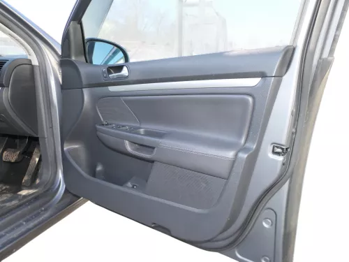 Golf 5 Limousine Türverkleidung Tür vorn rechts 4/5Türer RECHTSLENKER RHD Leder (184456)