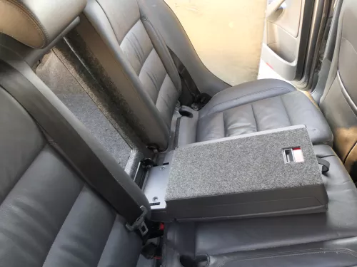 VW Golf 5 V Sitz Sitze hinten Rückbank Rücksitzbank 3 Punkt Gurt Lehne Leder (184468)