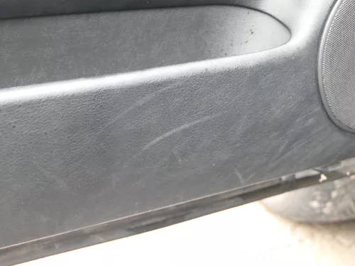 VW Golf 4 2/3-Türer Türverkleidung Verkleidung Tür vorne links schwarz  (184569)