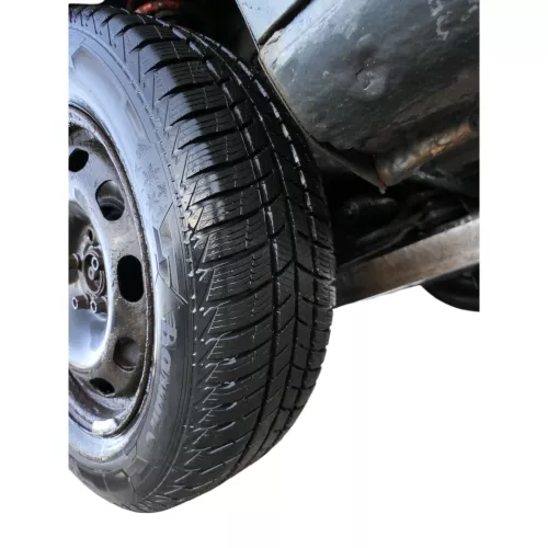 Golf 4 Bora 2x Felgen Reifen 195/65 R15 91T M+S Winterreifen 6jx15H2 ET38  6-7mm (184617)