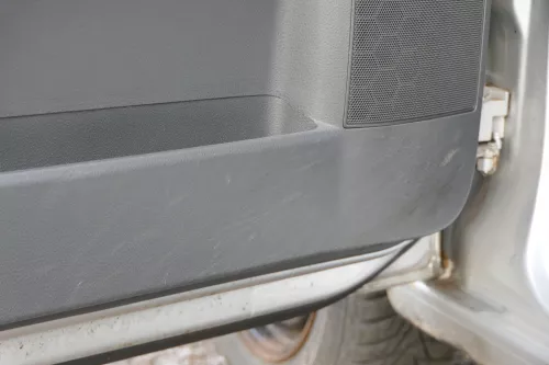 1x VW Polo 9N Türverkleidung Verkleidung Tür vorne links 2/3-Türer Griff Öffner (184653)