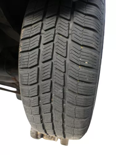 2x VW Polo 6N2 Lupo Felgen 175/65R13 80T Reifen M+S Winterrreifen ca. 6mm (184667)