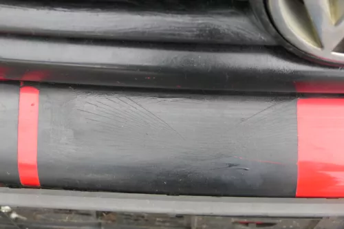 VW Polo 6N Stoßstange vorne 2-geteilte Frontstoßstange rot LP3G Stoßfänger (184675)