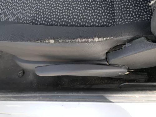 Seat Arosa VW Lupo Sitz vorn links Fahrersitz Höhenverstellung schwarz dunkel (184690)