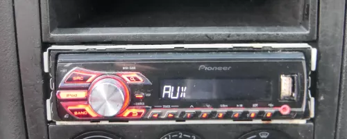 VW Golf 4 Bora T5 T4 Radio Pioneer MVH-150UI CD-Player USB AUX