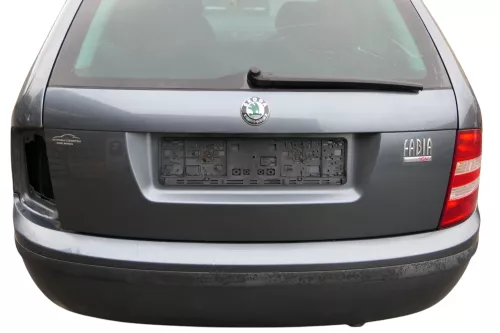 Skoda Fabia 6Y Kombi Stufenhec Stoßstange hinten Heckstoßstange grau LC7V (184802)