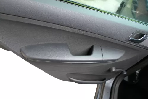 1 x Fabia 6Y Kombi Türverkleidung Verkleidung Tür hinten links schwarz anthrazit (184804)