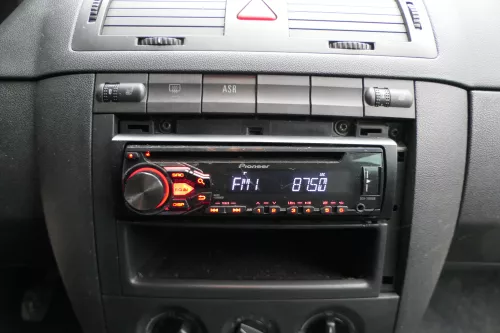 VW Golf 4 Bora T5 T4 Radio Pioneer Flac CD-Player USB DEH-1800UB