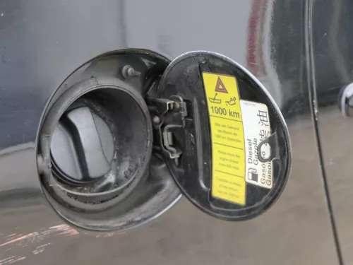 VW Sharan 7M Alhambra Tankdeckel Deckel Tank Tankverschluß schwarz Facelift