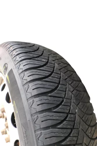 2x VW Sharan 7M Alhambra Winterreifen Reifen Felgen 195/65R R15 95H   5-6mm (184962)