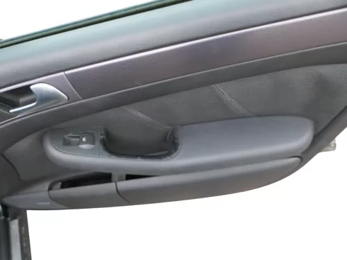 1x A6 4B Türverkleidung Verkleidung Tür vorne rechts Leder schwarz soul Bose (184979)