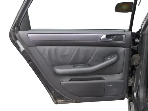 1x A6 4B Türverkleidung Verkleidung Tür hinten links Leder schwarz soul Bose