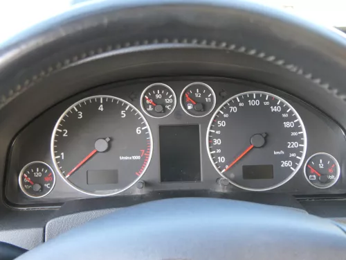 Audi A6 4B Tacho Tachometer Kombiinstrument 277.000km 4B0920933J 2,4 3.0 ASN (184993)