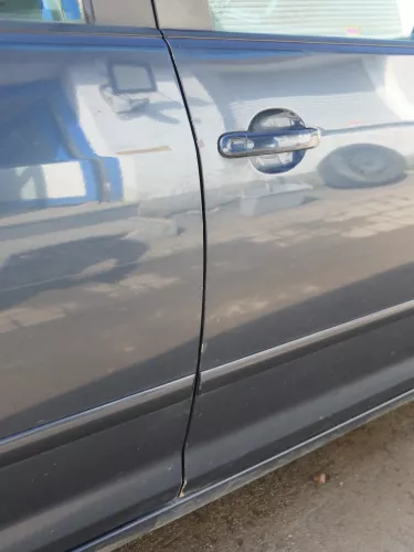 VW Golf Plus 5M Tür vorne rechts Beifahrertür blau LC5F Türblatt + Rahmen (185026)