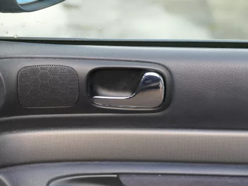 1x Audi A4 B5 Türverkleidung Verkleidung Tür vorne rechts Griff Öffner (185064)