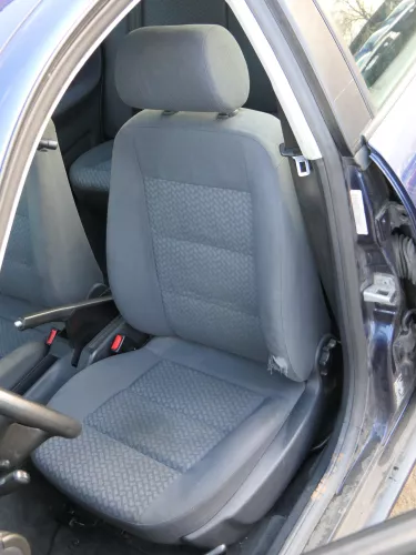 Audi A4 B5 Sitz Fahrersitz vorne links höhenverstellbar