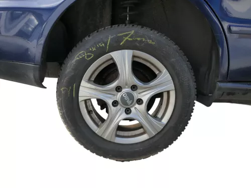 VW Golf A3 Alufelgen Winterreifen Reifen 195/65 R15 91T KBA 49163 # 5-8mm ML536L (185074)