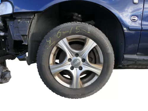 VW Golf A3 Alufelgen Winterreifen Reifen 195/65 R15 91T KBA 49163 # 5-8mm ML536L (185074)