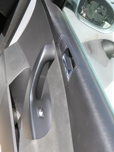 1x VW Passat 3C Variant Türverkleidung Verkleidung Tür vorne rechts schwarz (185102)