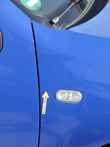 VW Golf 4 1J Kotflügel vorne rechts blau LA5C (185208)
