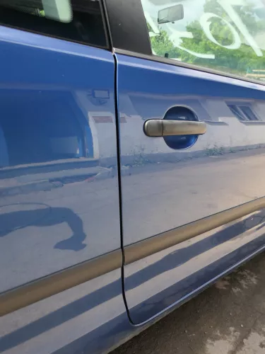 Polo 9N 9N3 Tür vorne rechts Beifahrertür 2/3-Türer blau LA5K ohneAnbauteile (185284)