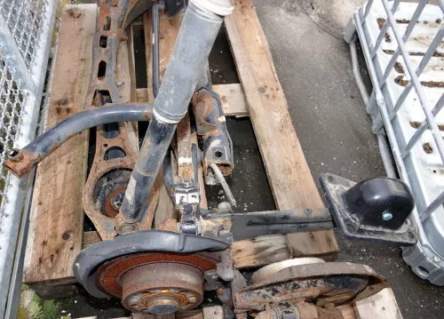 Audi A3 8P Achse hinten Hinterachse Achsträger Radlager Achsschenkel Achsnabe (9999039)