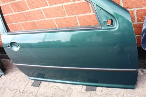 VW Golf 4 Tür vorne rechts Beifahrertür 2/3-Türer grün LC6M (9999109)