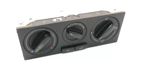 VW Polo 6N2 Lupo Golf 4 Klimabedienteil Bedienteil Klima manuelle Klimaanlage (9999217)