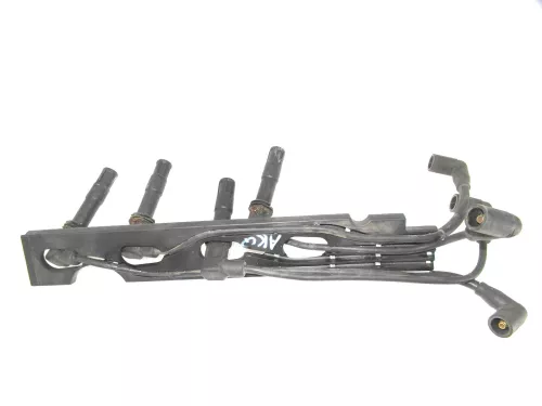 VW Golf 4 Lupo Zündkabel 4 Stück 1,4 16V 75PS 55kw AKQ Motor 036035255k Bora