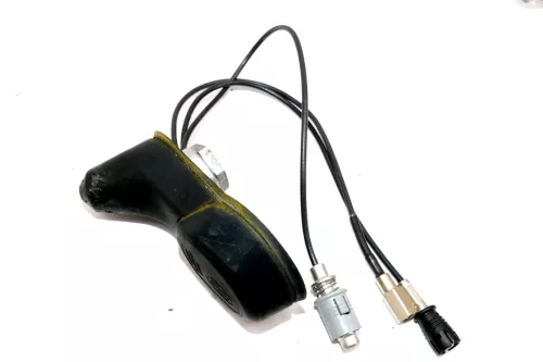 VW Golf 4 GPS Antennensockel Sockel Antenne Original 1J0035507 Antennenfuß