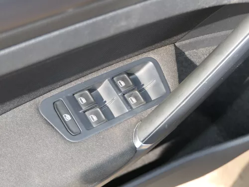 Golf 7 5G AU ektrischer Fensterheber Schalter vorne links 4Fach 5G0959857B WH ## (169155)