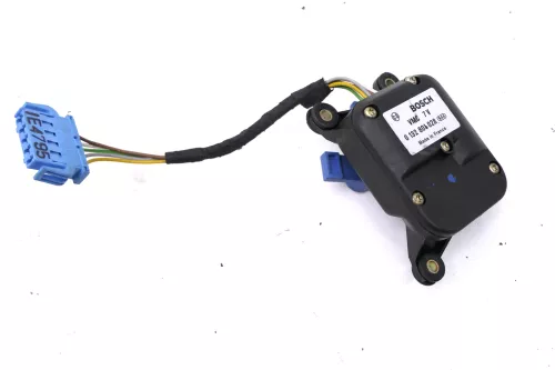 Audi A4 B5 Stellmotor Umluft Umluftklappe 0132801028 Klimaanlage Heizung