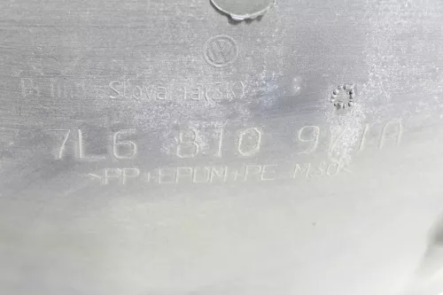 Touareg 7L Radhausschale Dämpfung Radhaus hinten links 7L6810971A (147254)