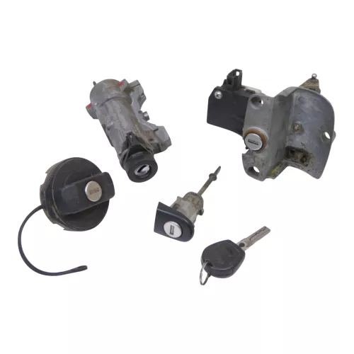 Seat Ibiza 6L Schloßsystem 1xTürschloß Heckschloß 1x Schlüssel Schloß Zündschloß