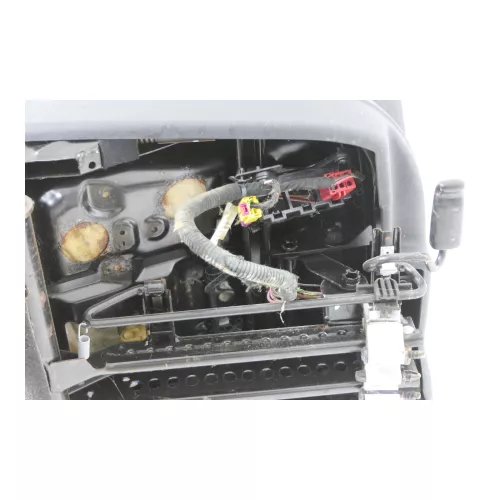 Audi A6 4B C5 Sitz Fahrersitz vorne links (149838)